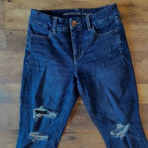 AE DREAM JEAN Size 2-xtra-short Jegging Stretchy Distressed American Eagle Jeans